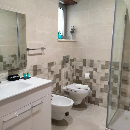 לינה וארוחת בוקר Embaixada Da 3*